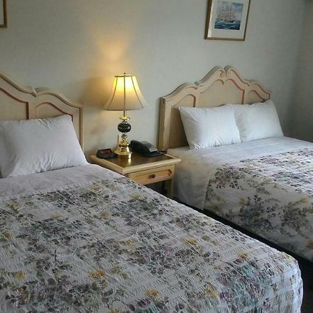 Round-Up Motel Clinton Eksteriør billede