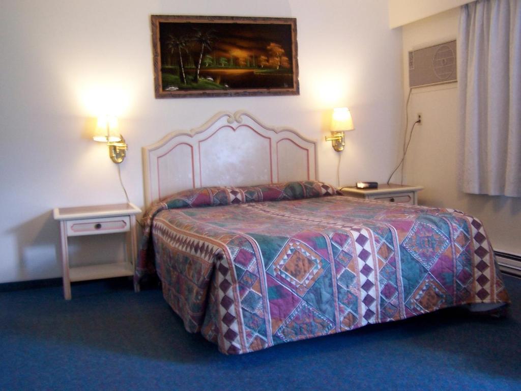 Round-Up Motel Clinton Værelse billede